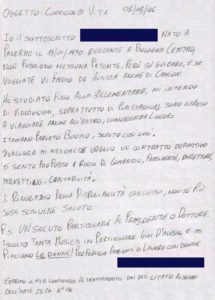 Il punto di partenza: un CV disastroso. Informazioni sparse, assenza di una struttura logica e un'impaginazione che genera solo confusione. Di fronte a un documento così, un recruiter non può far altro che cestinarlo, perdendo il potenziale nascosto del candidato.